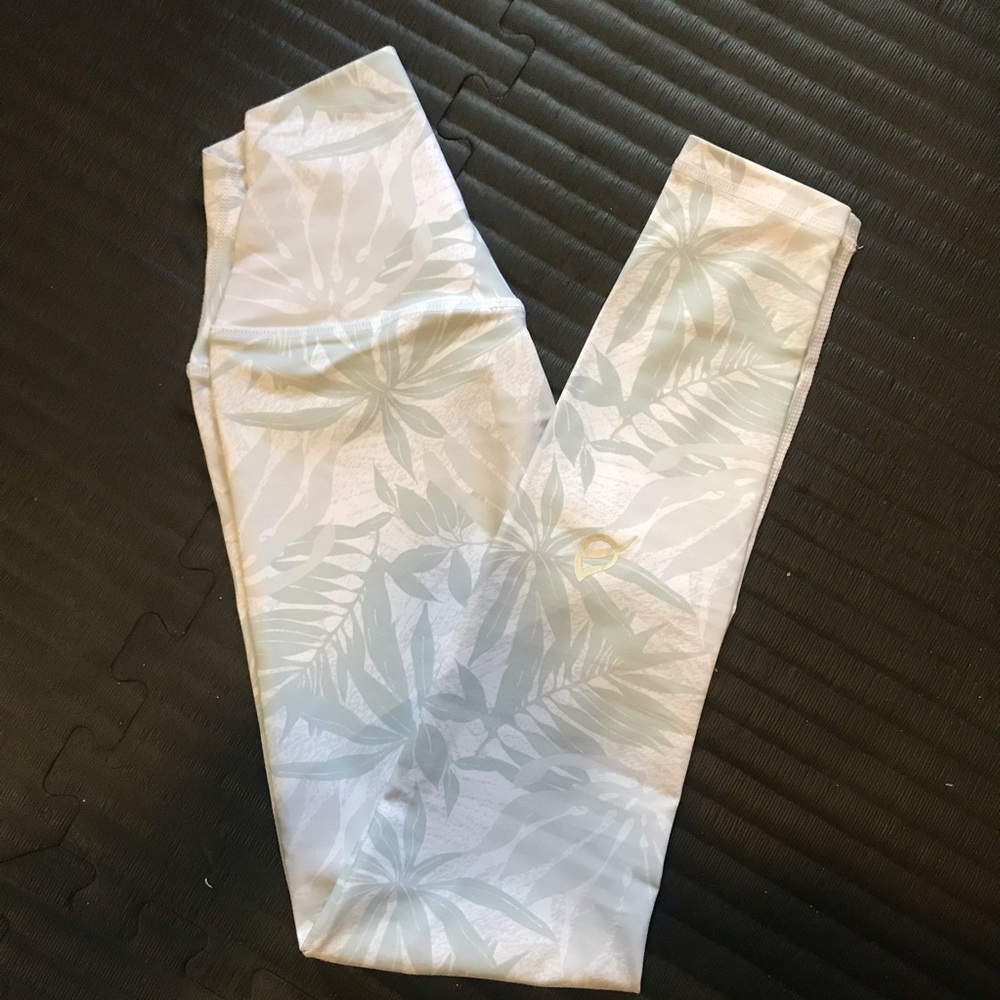 Ptula Desaree Leggings in White
